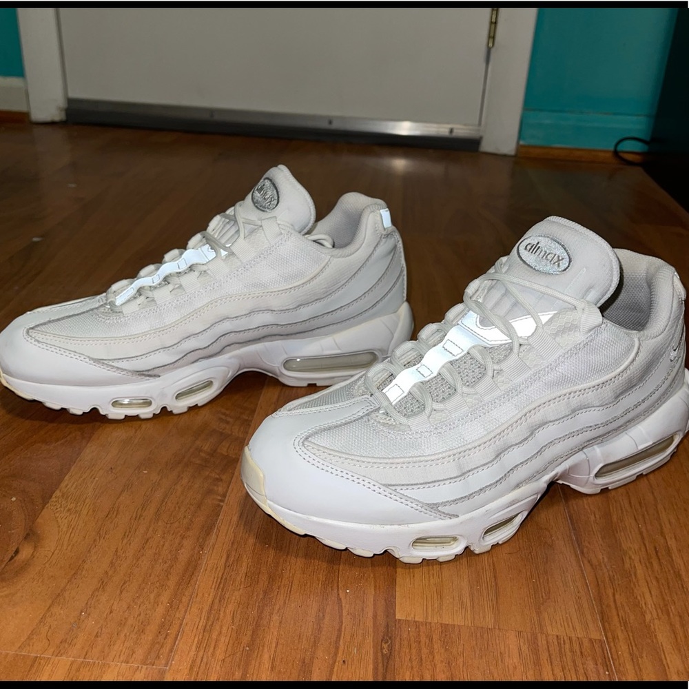 ((((Sold))Nike air max 95 essentials